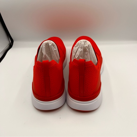 APL Men's 12 Techloom Bliss Slip On Athletic Shoes Run Gym Red White NIB Gift - Picture 3 of 6